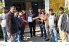 ग्राम पंचायत सचिवों का धरना