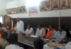 बरेली: भाजपा की मासिक बैठक में पहुंचे सांसद और विधायक