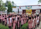 आयोजन : वंदे मातरम के 150 वर्ष पर आदर्श कंपोजिट स्कूल अभयपुर में हुए प्रोग्राम, लहराए तिरंगा।