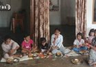नवमी पर हवन-पूजन और कन्या पूजन कर मां दुर्गा का लिया आशीर्वाद
