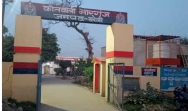 मीरगंज फ्लाईओवर पर बाइक हादसा, दो युवक गंभीर