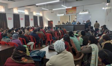 एसआईआर को लेकर मीरगंज में विशेष बैठक