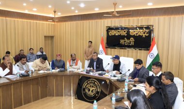 मतदाता सूची पर पैनी नज़र, कमिश्नर