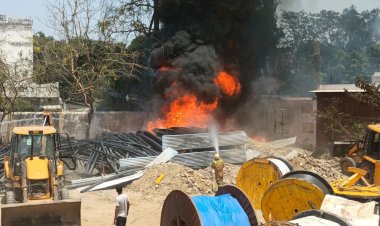 सीएम ग्रिड के पाइपों में भीषण आग से मचा हड़कंप