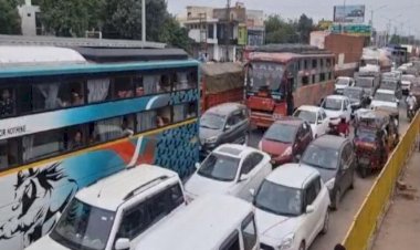 मथुरा में भीषण ट्रैफिक जाम का टॉर्चर