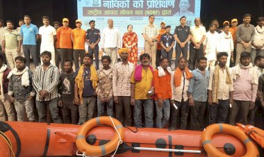 एनडीआरएफ ने नाविकों और गोताखोरों को दिया प्रशिक्षण