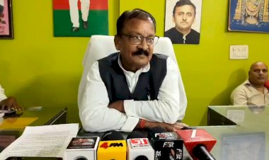 चीनी मिलों की नीलामी रोकने की मांग
