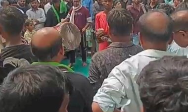 जुलूस-ए-आलम में उमड़ी अकीदतमंदों की भीड़