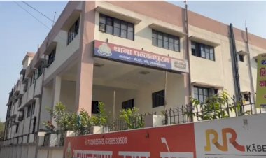 लिफ्ट में फंसे आधा दर्जन लोग, 15 मिनट तक अटकी रहीं सांसें