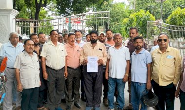 लाभांश बढ़ने पर कोटेदारों ने सीएम योगी का जताया आभार