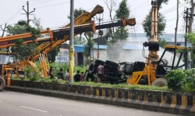रामपुर रोड पर पेट्रोल टैंकर पलटा, मचा हड़कंप