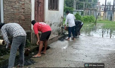 देवरनियां बिजलीघर में जलभराव, सवा सौ गांवों की बिजली ठप
