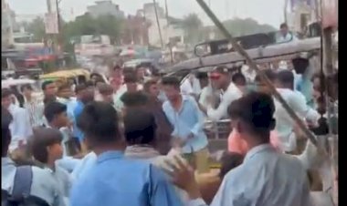 कॉलेज के बाहर छात्रों में मारपीट, छह के खिलाफ मुकदमा