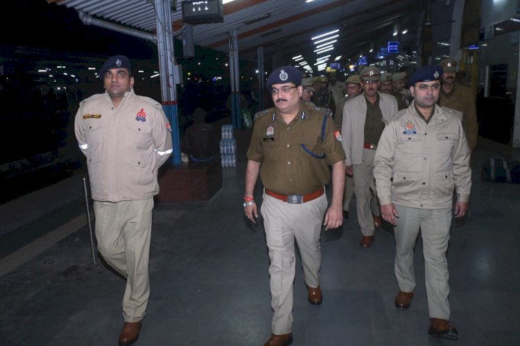 नए साल के जश्न के लिए की कड़ी सुरक्षा व्यवस्था, सड़कों पर उतरे बरेली पुलिस के बड़े अधिकारी