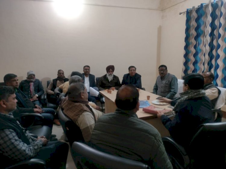 गन्ना समिति बोर्ड की बैठक में विभिन्न बिंदुओं पर हुई चर्चा