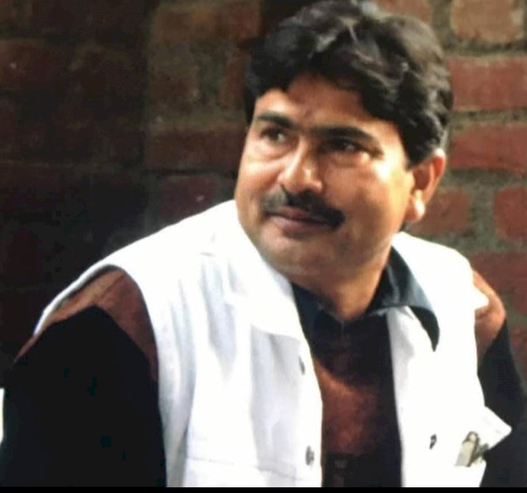 गरीबों पर कमीशन की मार : देहात क्षेत्र के बिजली उपभोक्ता हो रहे दलालों का शिकार