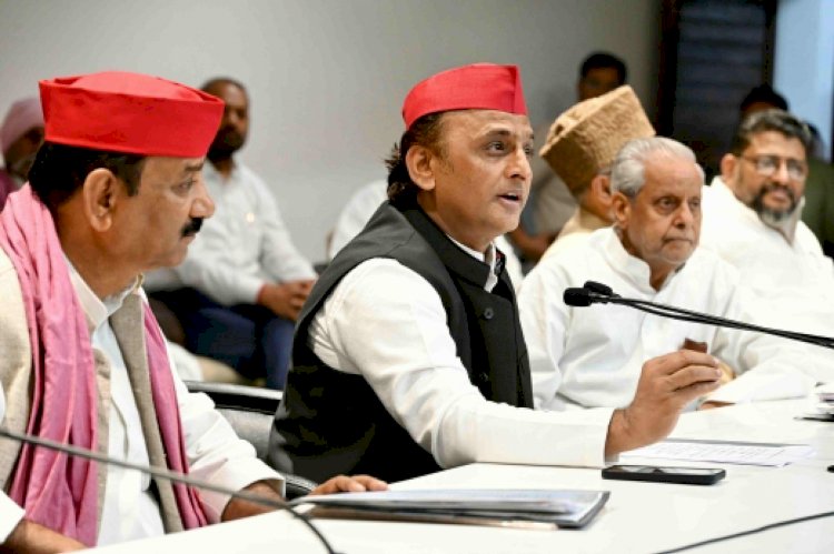 भाजपा सरकार की नीतियों से त्रस्त जनता उखाड़ फेंकेगी अत्याचार की सत्ता: अखिलेश यादव