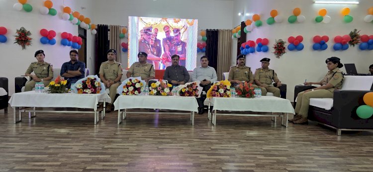 जनसेवा को समर्पित रहा आईपीएस डॉ. राकेश सिंह का सफर, विदाई के मौके पर छलका भावनाओं का सैलाब