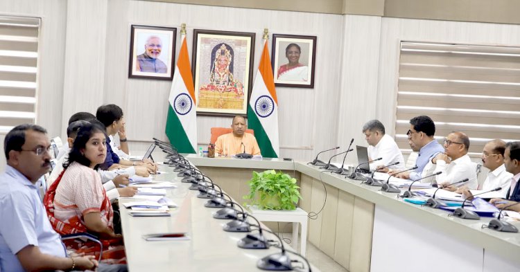 मुख्यमंत्री ने तकनीकी और व्यावसायिक शिक्षा विभागों के कार्याें की समीक्षा की: प्रदेश की युवा शक्ति को तकनीकी रूप से सशक्त एवं आत्मनिर्भर बनाना सरकार की प्राथमिकता: मुख्यमंत्री