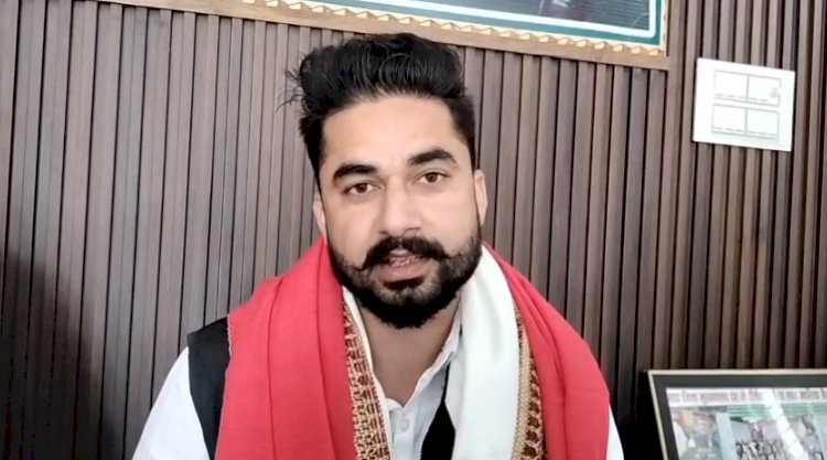 जब सुरों ने सियासत में भरा जोश