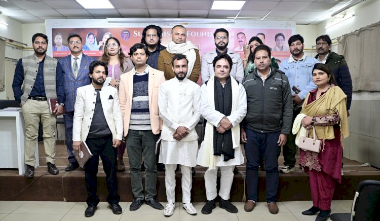 सुख़निस्तान फाउंडेशन का मुशायरा 'रंगे सुख़न' शायरी से महका बरेली का अदबी माहौल