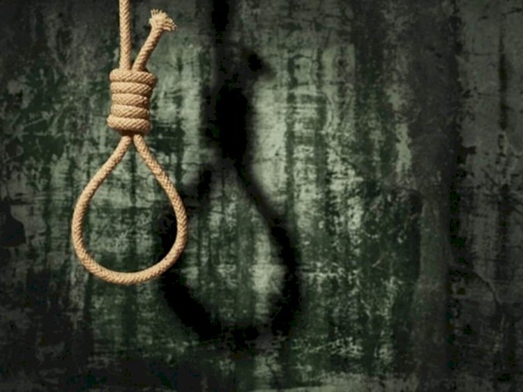 गृहक्लेश में पत्नी को पीटने के बाद पति ने लगाई फांसी
