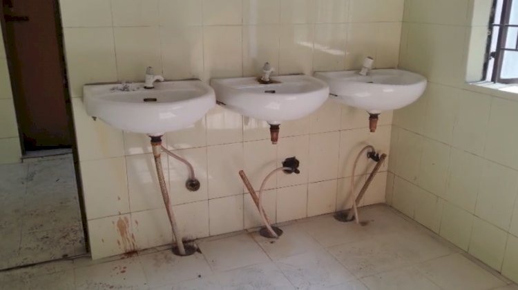 तहसील में गंदगी का राज