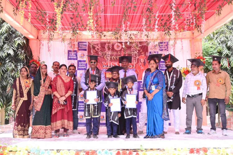 मोबाइल का अत्यधिक इस्तेमाल बच्चों के विकास में बाधक आर के सक्सेना