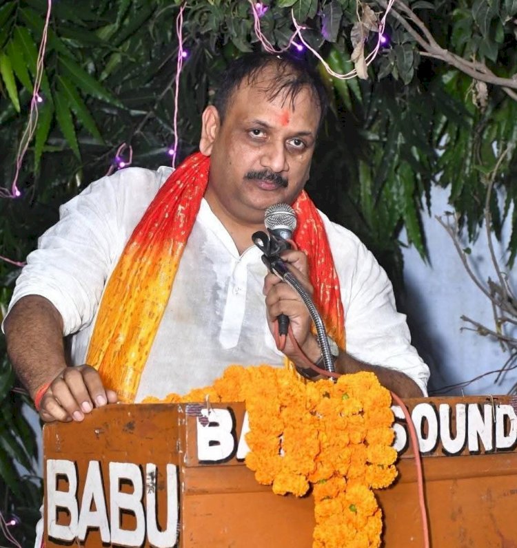 रिश्तों की सियासत में उभरता एक भरोसेमंद चेहरा