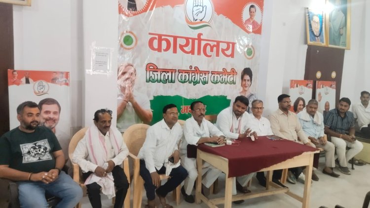 मथुरा: पुलिस दमन मजदूरों की आवाज उठाने से नहीं रोक सकता- मुकेश धनगर