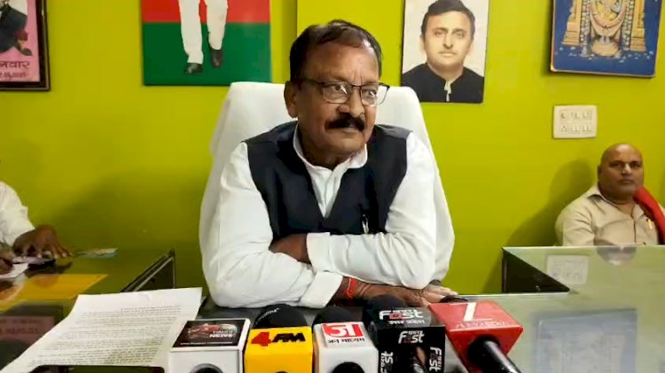 चीनी मिलों की नीलामी रोकने की मांग