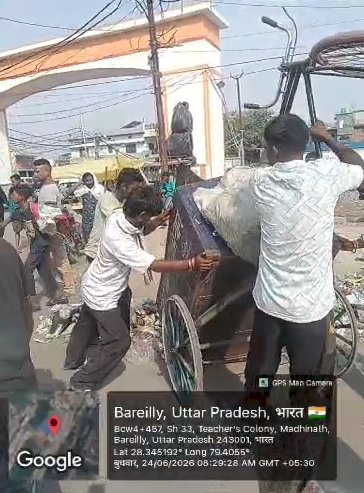 कूड़े के ढेरों में दफ्न हुई शहर की सांसें