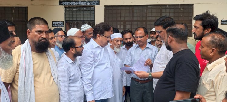 बहेड़ी की जनसमस्याओं को लेकर प्रदर्शन