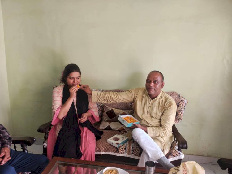 बारिश और जाम के बीच छात्रा को समय पर पहुंचाया परीक्षा केंद्र