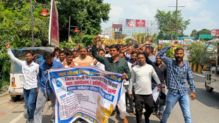 पम्प ऑपरेटरों ने 20 हजार रुपये मानदेय की मांग उठाई